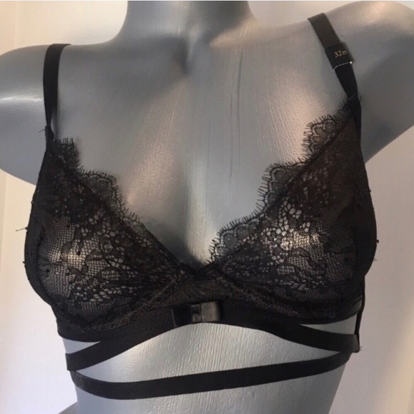 ❌SOLD❌ 34C Lace Victorias Secret Unlined Bra - Picture 3 of 5